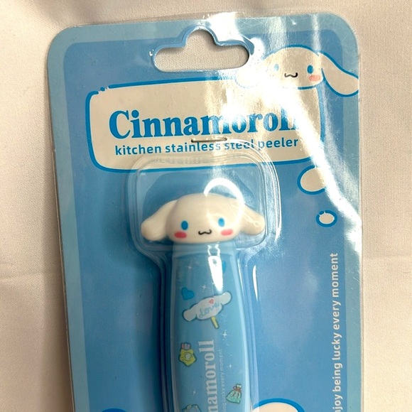 Sanrio Cinnamoroll Stainless Steel Fruit Peeler Tool for Effortless Peel… - Picture 4 of 11